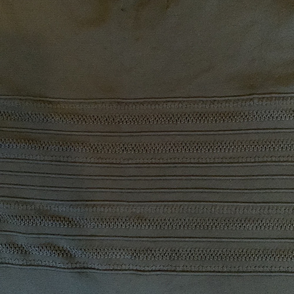 COPY - EXPRESS LIKE NEW Sweater Dress - Picture 6 of 9